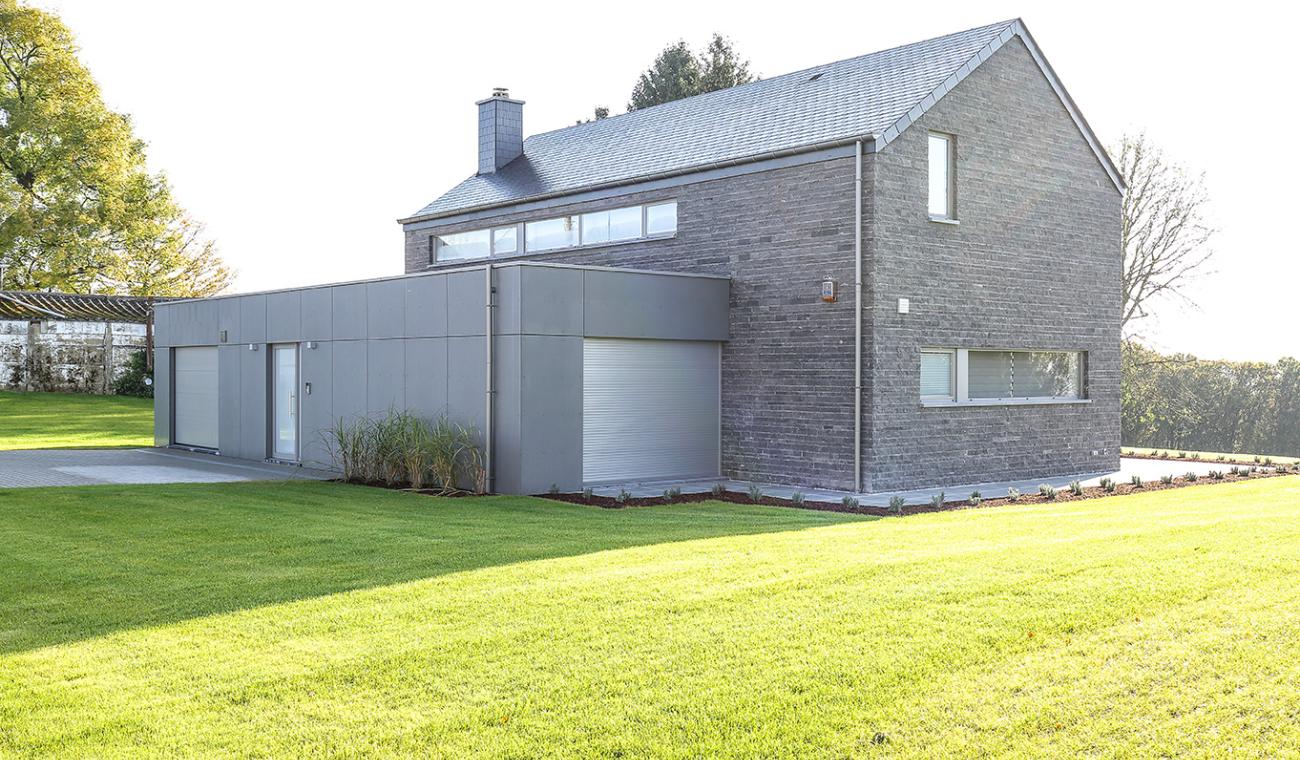 Ciney - Alliage de divers matériaux de construction