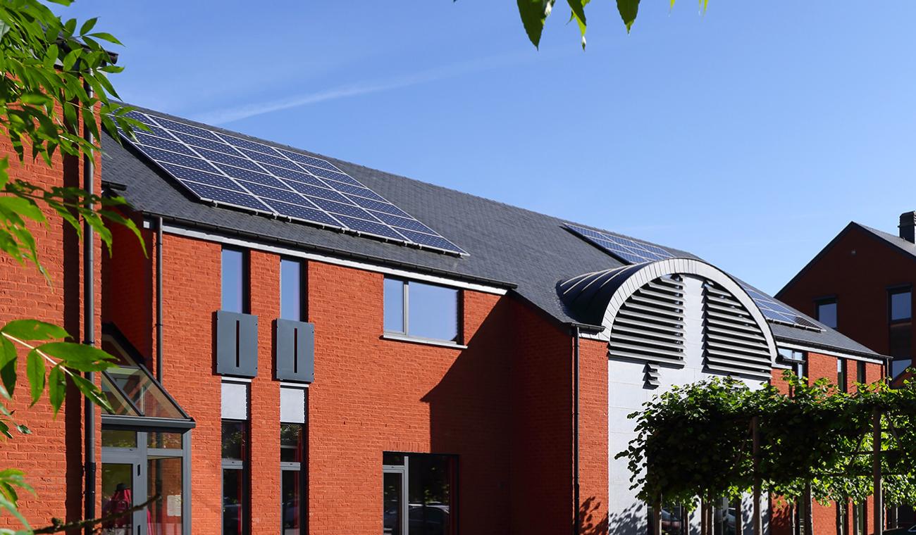 Ecole de Hotton par Picard Construct